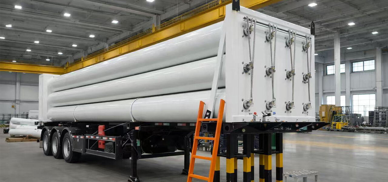 CNG Jumbo Tube Trailer 顶图.jpg